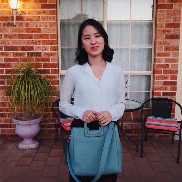 Everlane The Clean Silk Notch Shirt BNWT Off White - Picture 6 of 6